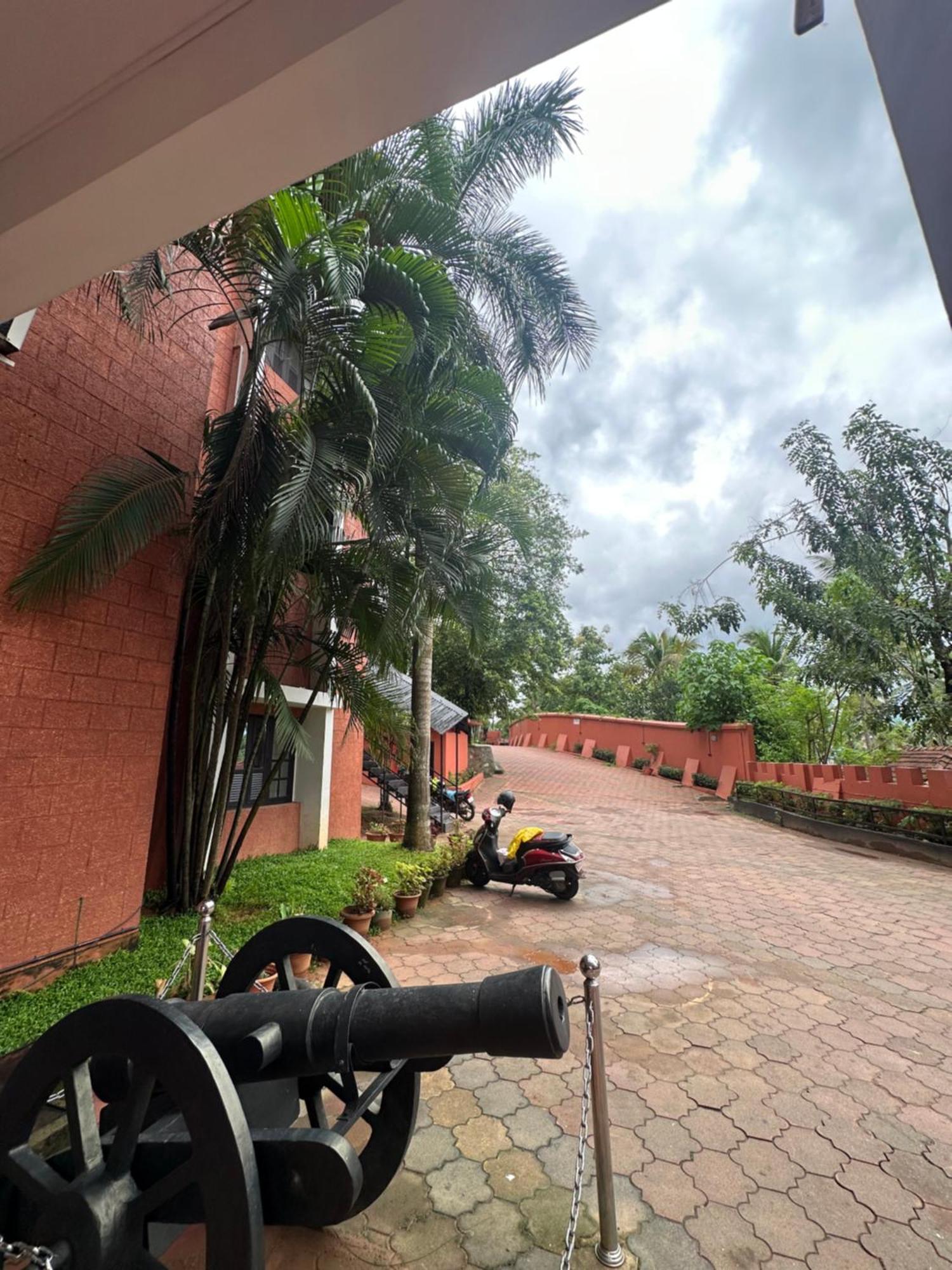 Gd International Redfort Nilambur Екстер'єр фото