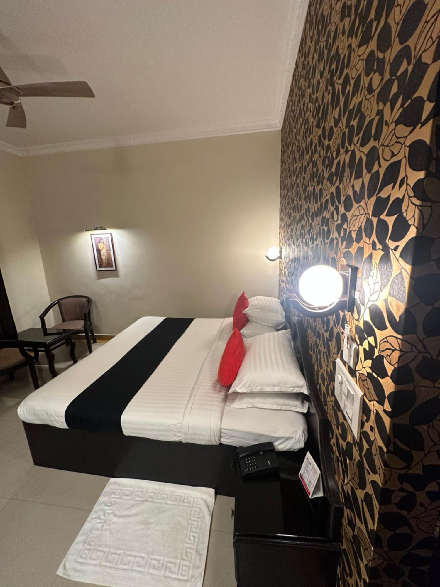 Gd International Redfort Nilambur Екстер'єр фото