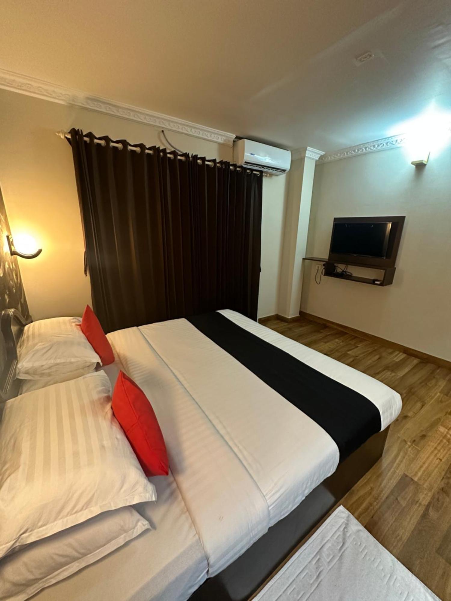 Gd International Redfort Nilambur Екстер'єр фото